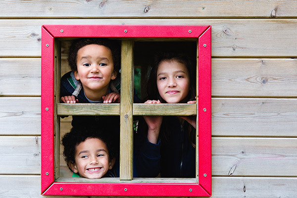 kids in playhouse