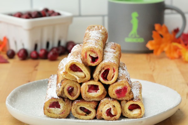 cranberry french toast roll-ups