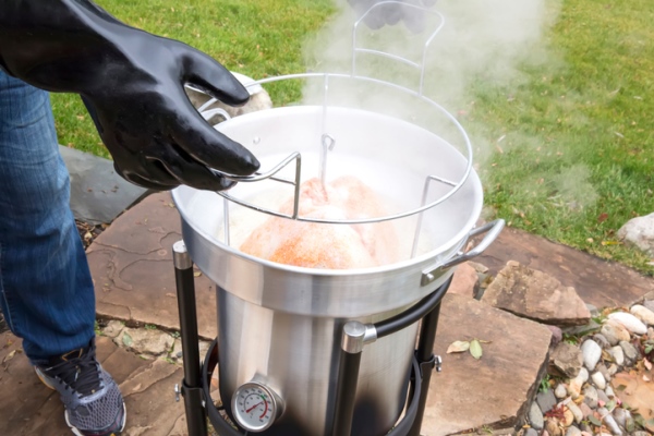 deep-frying a turkey outdoors