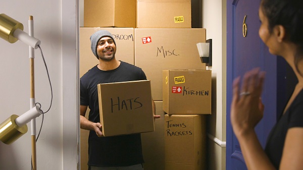 man moving in with woman