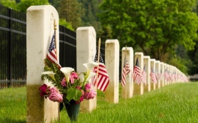 Veterans graves during Mermorial Day